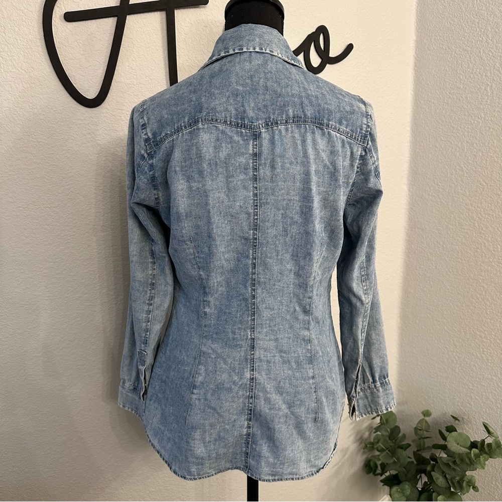 Daniel Rainn Small Denim button down collared shirt - Picture 2 of 7